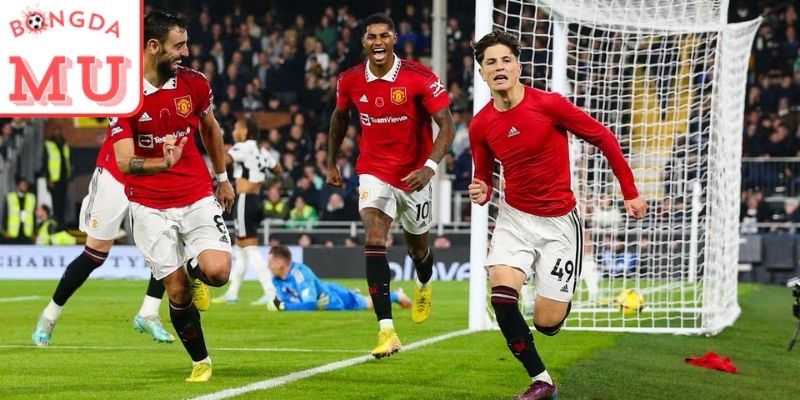 Yếu tố con người và giá trị tinh thần tại Old Trafford