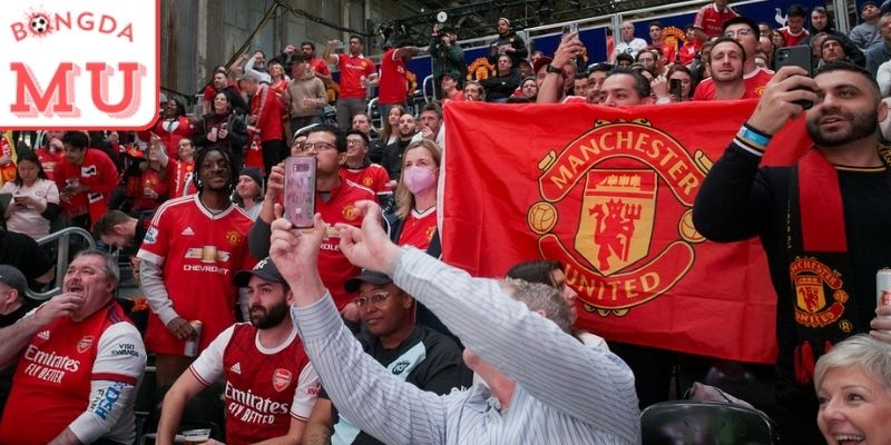 Fan Manchester United là nền tảng lan tỏa hình ảnh toàn cầu
